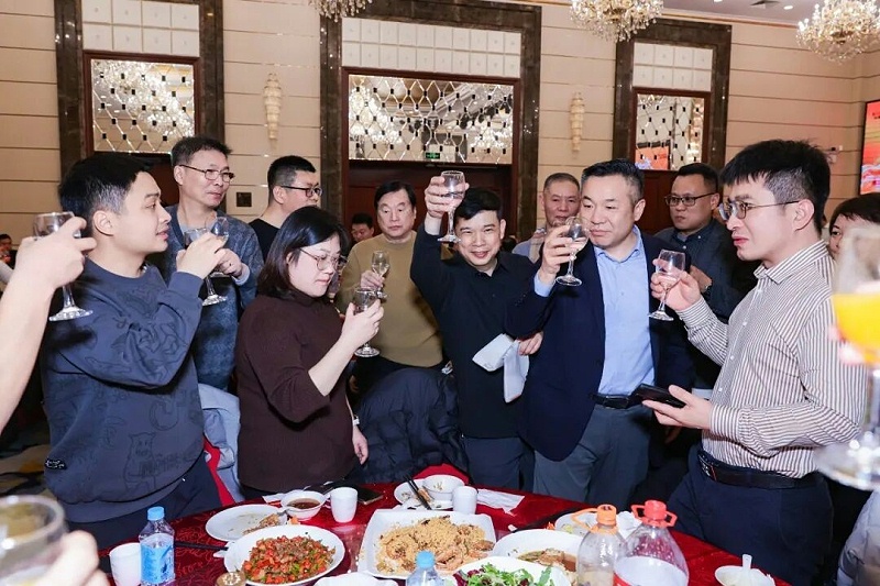 6ZOBO免费看片TV下载董事长张新峰：以技术破内卷，以服务筑根基｜ZOBO免费看片TV下载与行业共赴和鸣新程
