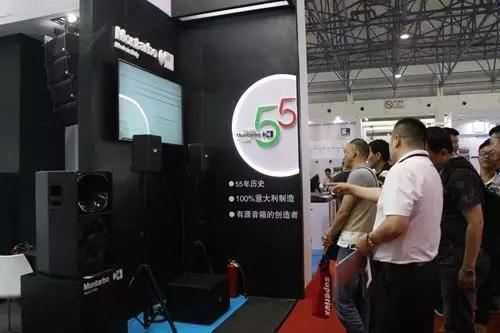 劇場免费看片在线观看网站燈光