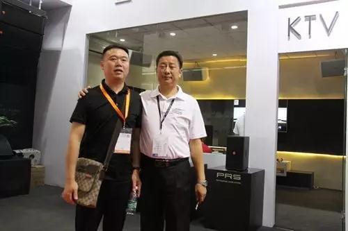 劇場免费看片在线观看网站燈光