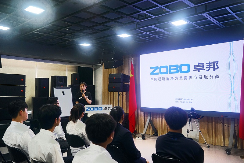 校企合作 走進職場 協同育人丨歡迎北京市經貿高級技術學校師生來北京高校職場體驗基地——ZOBO免费看片TV下载參觀學習