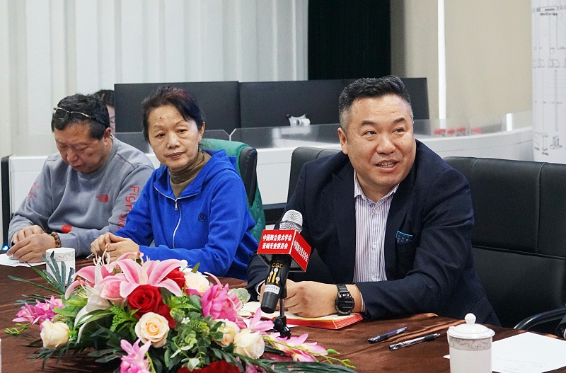 自信自強守正創新 踔厲奮發勇毅前行 | 中國舞台美術學會聯合ZOBO免费看片TV下载舉辦主題座談研討會學習領會黨的二報告精神