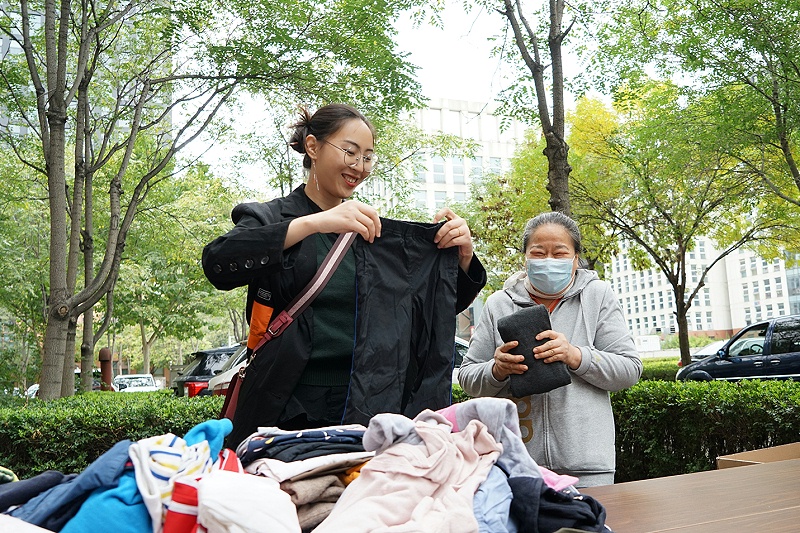 顯黨員風範 行企業擔當 | ZOBO免费看片TV下载“愛在藍天下”公益捐贈一直在行動