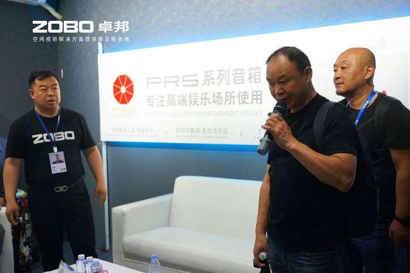 9璀璨新品燃爆全場！ZOBO免费看片TV下载次日熱度飆升，口碑炸裂