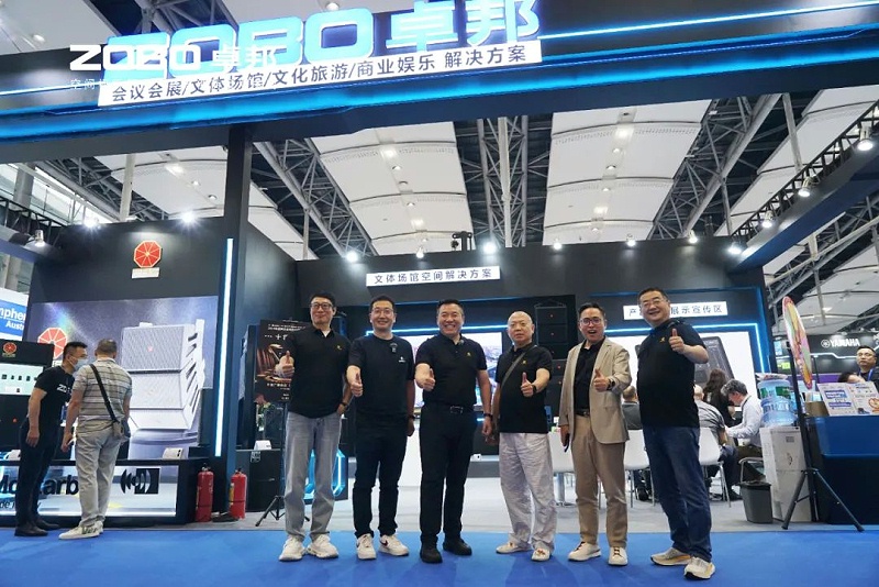 2璀璨新品燃爆全場！ZOBO免费看片TV下载次日熱度飆升，口碑炸裂